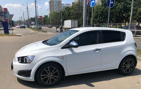 Chevrolet Aveo III, 2014 год, 950 000 рублей, 3 фотография