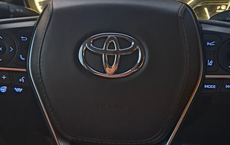 Toyota Camry, 2018 год, 2 850 000 рублей, 10 фотография