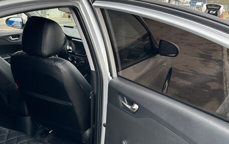 Hyundai Solaris II рестайлинг, 2017 год, 1 390 000 рублей, 17 фотография