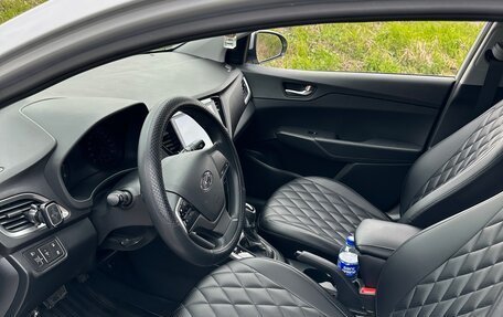 Hyundai Solaris II рестайлинг, 2017 год, 1 390 000 рублей, 21 фотография