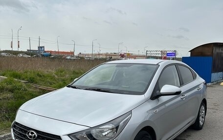 Hyundai Solaris II рестайлинг, 2017 год, 1 390 000 рублей, 9 фотография