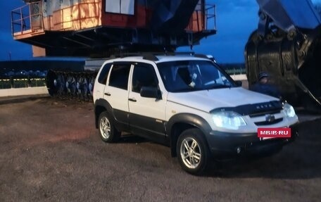 Chevrolet Niva I рестайлинг, 2017 год, 725 000 рублей, 5 фотография