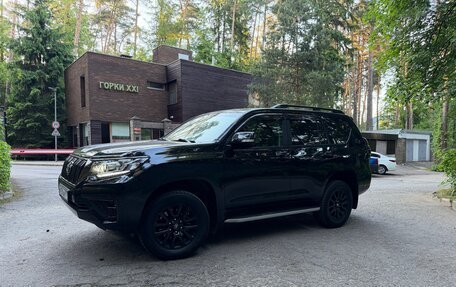 Toyota Land Cruiser Prado 150 рестайлинг 2, 2021 год, 6 500 000 рублей, 14 фотография