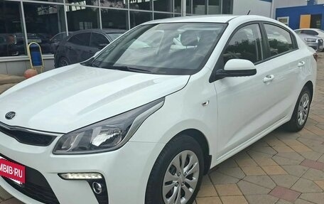 KIA Rio IV, 2019 год, 1 625 000 рублей, 3 фотография