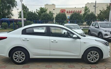 KIA Rio IV, 2019 год, 1 625 000 рублей, 4 фотография