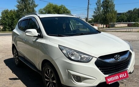 Hyundai Tucson III, 2010 год, 945 000 рублей, 6 фотография