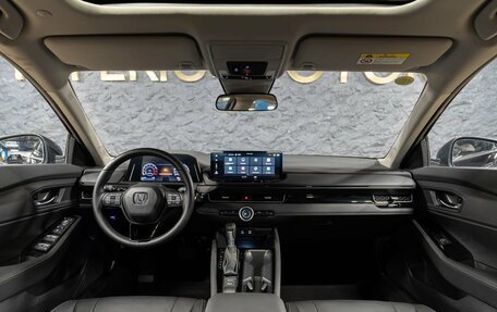 Honda Inspire, 2024 год, 3 290 000 рублей, 10 фотография