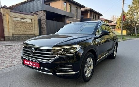 Volkswagen Touareg III, 2021 год, 5 500 000 рублей, 1 фотография