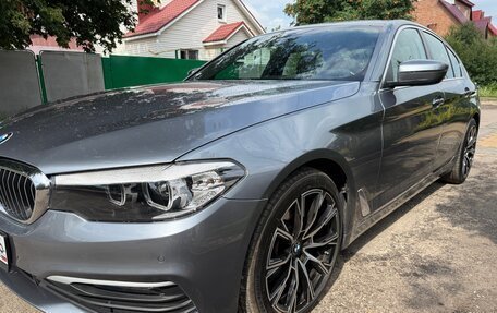 BMW 5 серия, 2019 год, 3 100 000 рублей, 2 фотография