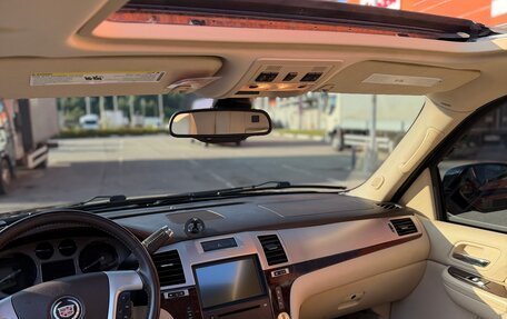 Cadillac Escalade III, 2008 год, 1 600 000 рублей, 9 фотография