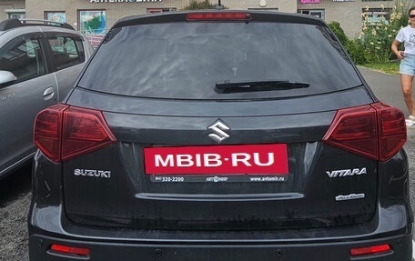 Suzuki Vitara II рестайлинг, 2021 год, 2 300 000 рублей, 2 фотография
