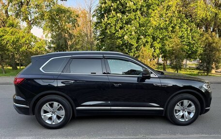 Volkswagen Touareg III, 2021 год, 5 500 000 рублей, 6 фотография