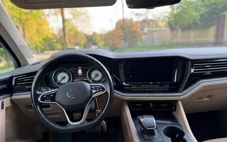 Volkswagen Touareg III, 2021 год, 5 500 000 рублей, 18 фотография