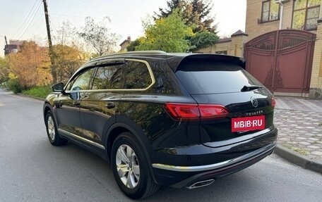 Volkswagen Touareg III, 2021 год, 5 500 000 рублей, 3 фотография