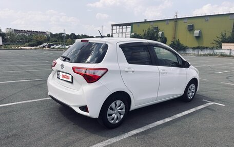 Toyota Vitz, 2019 год, 1 000 000 рублей, 4 фотография