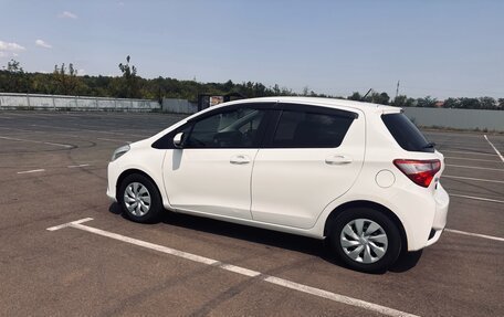 Toyota Vitz, 2019 год, 1 000 000 рублей, 8 фотография