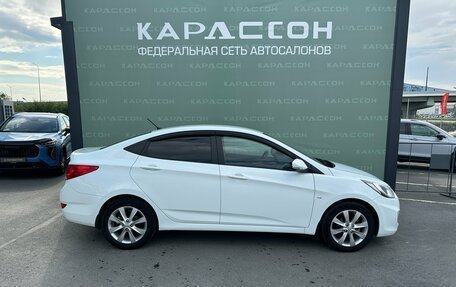 Hyundai Solaris II рестайлинг, 2011 год, 800 000 рублей, 4 фотография
