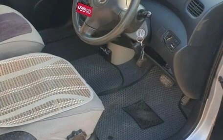 Toyota FunCargo, 2005 год, 485 000 рублей, 8 фотография