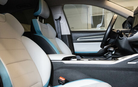 Geely Emgrand, 2023 год, 1 549 000 рублей, 12 фотография