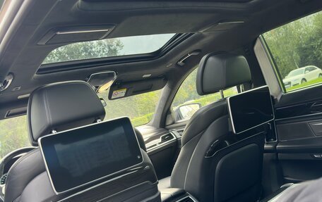 BMW 7 серия, 2015 год, 3 100 000 рублей, 13 фотография