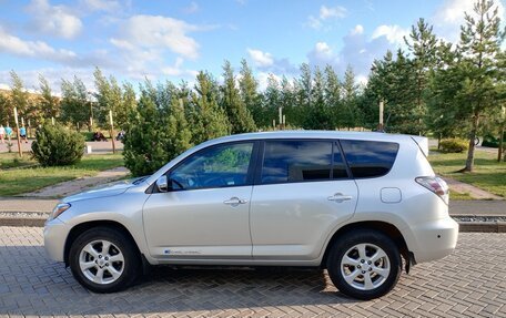 Toyota RAV4, 2013 год, 1 534 395 рублей, 2 фотография