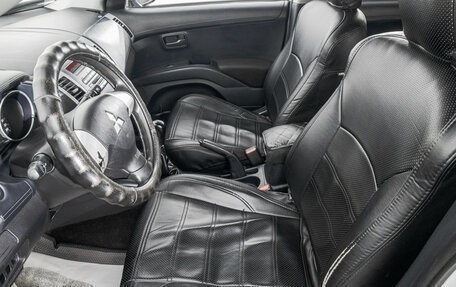 Mitsubishi Outlander III рестайлинг 3, 2012 год, 919 000 рублей, 9 фотография
