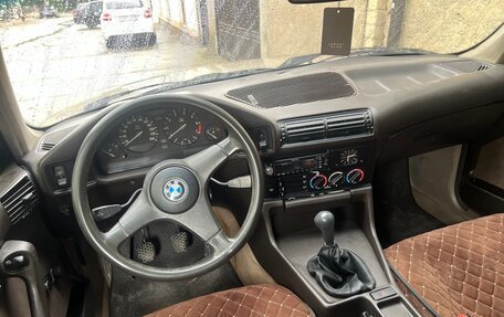 BMW 5 серия, 1991 год, 330 000 рублей, 2 фотография