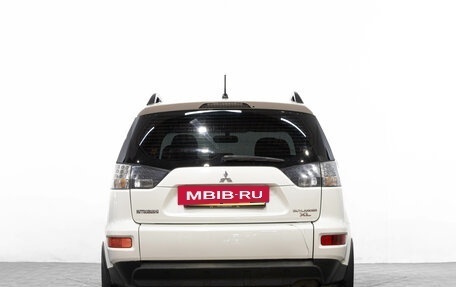 Mitsubishi Outlander III рестайлинг 3, 2012 год, 919 000 рублей, 6 фотография