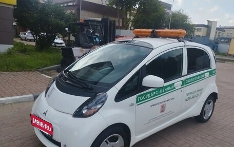 Mitsubishi i-MiEV, 2011 год, 900 000 рублей, 2 фотография