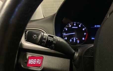 Hyundai Solaris II рестайлинг, 2017 год, 1 050 000 рублей, 19 фотография