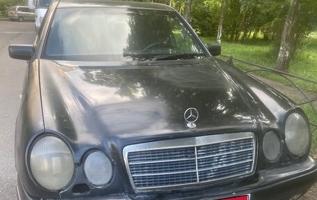 Mercedes-Benz E-Класс, 1996 год, 120 000 рублей, 1 фотография