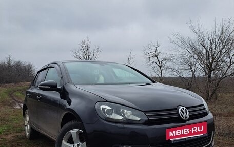 Volkswagen Golf VI, 2009 год, 749 999 рублей, 2 фотография