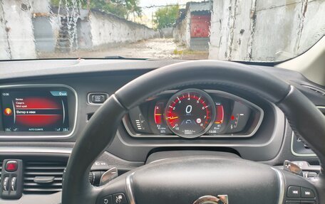 Volvo V40 II рестайлинг, 2016 год, 1 300 000 рублей, 19 фотография