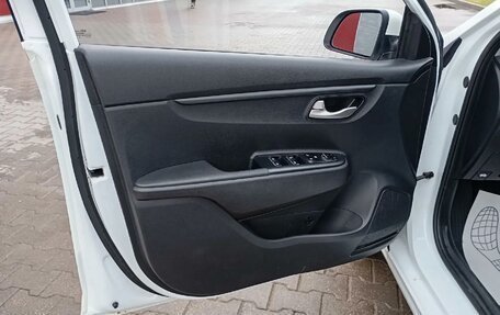 KIA Rio IV, 2018 год, 1 244 000 рублей, 4 фотография
