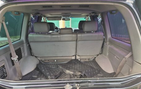 Toyota Land Cruiser 100 рестайлинг 2, 2006 год, 2 500 000 рублей, 5 фотография