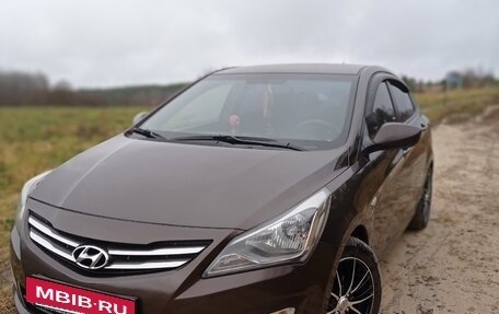 Hyundai Solaris II рестайлинг, 2014 год, 950 000 рублей, 4 фотография