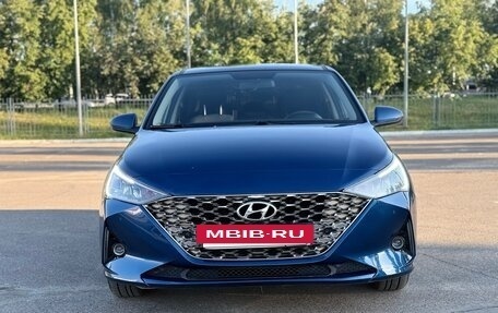 Hyundai Solaris II рестайлинг, 2022 год, 1 700 000 рублей, 11 фотография