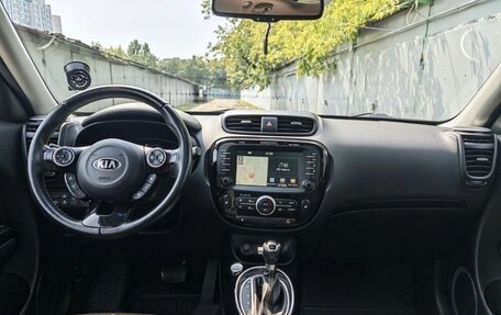 KIA Soul II рестайлинг, 2015 год, 1 550 000 рублей, 8 фотография