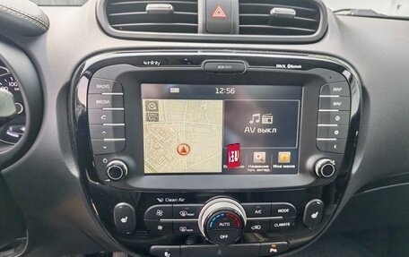KIA Soul II рестайлинг, 2015 год, 1 550 000 рублей, 9 фотография