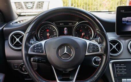 Mercedes-Benz CLA, 2019 год, 2 200 000 рублей, 13 фотография