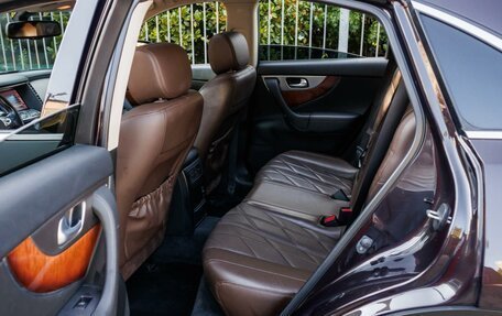 Infiniti QX70, 2014 год, 2 830 000 рублей, 14 фотография
