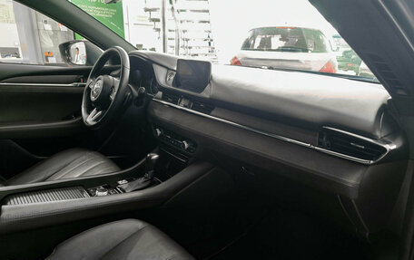 Mazda 6, 2018 год, 2 910 000 рублей, 13 фотография