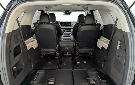 KIA Carnival, 2021 год, 3 850 000 рублей, 29 фотография