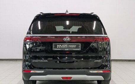 KIA Carnival, 2021 год, 3 850 000 рублей, 28 фотография
