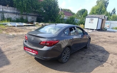 Opel Astra J, 2014 год, 830 000 рублей, 4 фотография