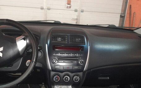 Mitsubishi ASX I рестайлинг, 2011 год, 860 000 рублей, 24 фотография