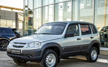 Chevrolet Niva I рестайлинг, 2013 год, 488 000 рублей, 3 фотография