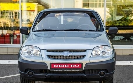 Chevrolet Niva I рестайлинг, 2013 год, 488 000 рублей, 2 фотография