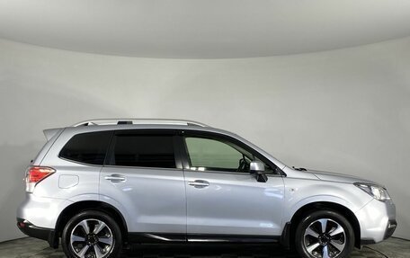 Subaru Forester, 2016 год, 1 790 000 рублей, 11 фотография