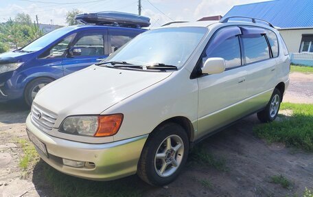 Toyota Ipsum II, 1997 год, 550 000 рублей, 1 фотография